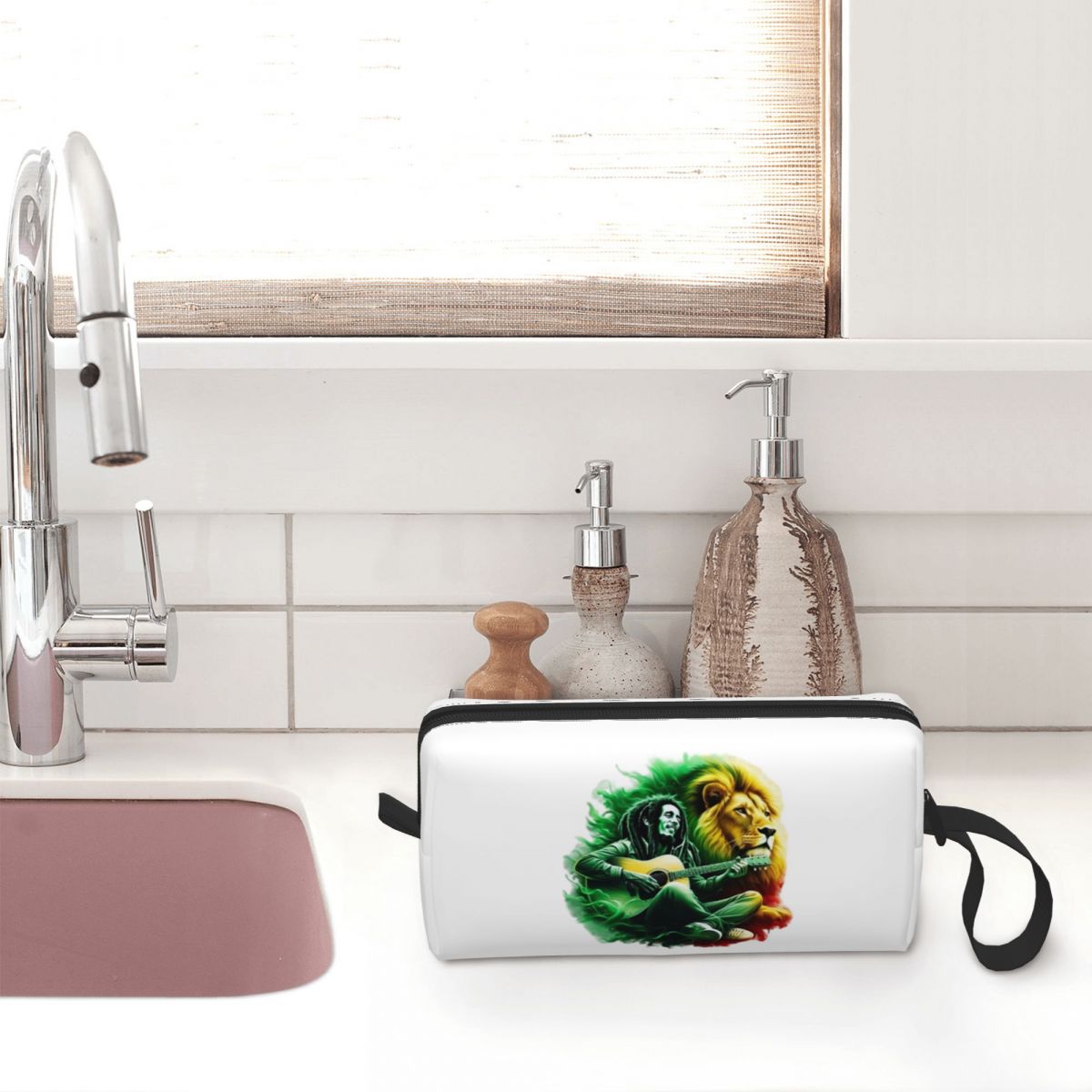 Bob Marley One Love Tas Rias K - Beauty Love Makeup ulasan dan harga