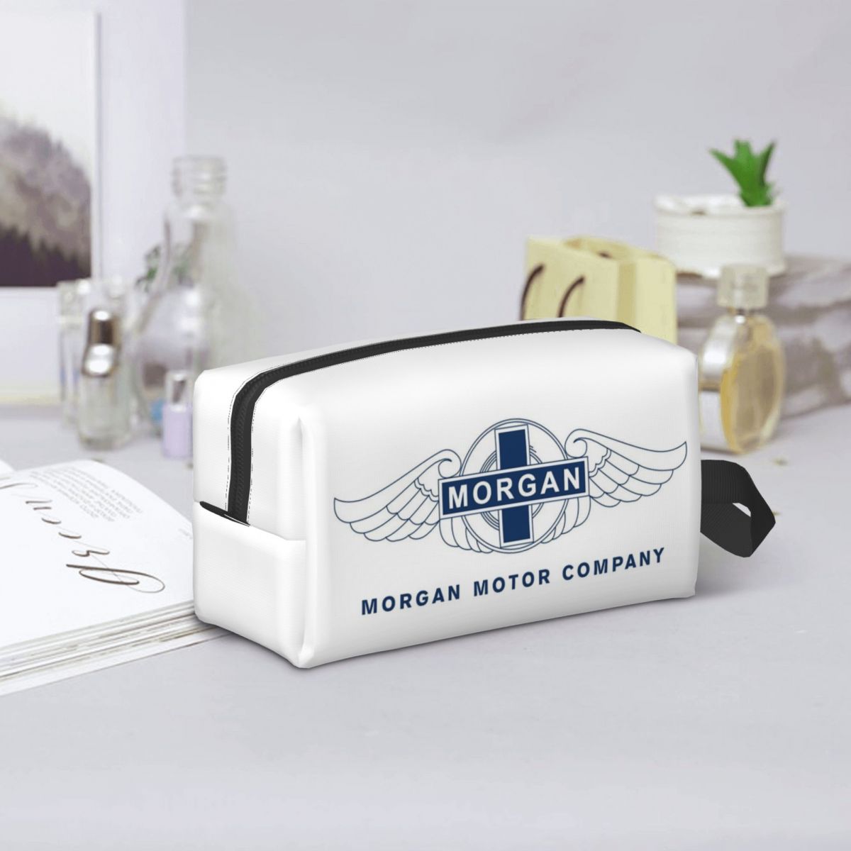 Tas Kosmetik Morgan Motor Car  - Beauty Makeup Companies ulasan dan harga